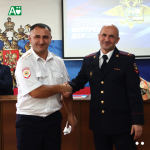 Сотрудников органов внутренних дел поздравили в Артёме .