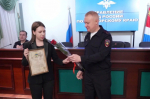 Участковыми уполномоченными полиции Артема рассмотрено свыше восьми тысяч заявлений и сообщений граждан.