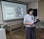 «Поэзия в камне»: на арт-часе в библиотеке им. Крупской представили два образа Мандельштама